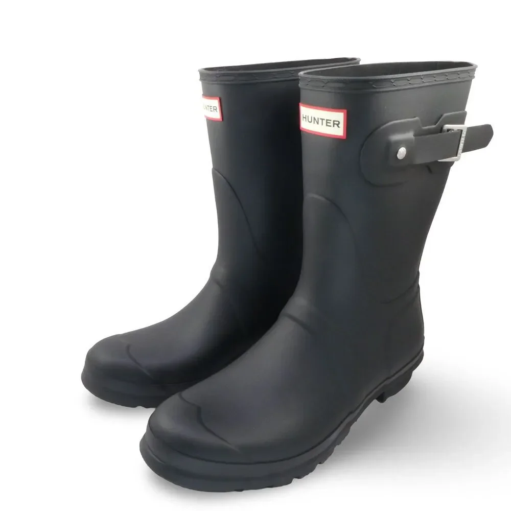 Hunter Women's 10 Original Short Pull-On Waterproof Rubber Rain Boots Black